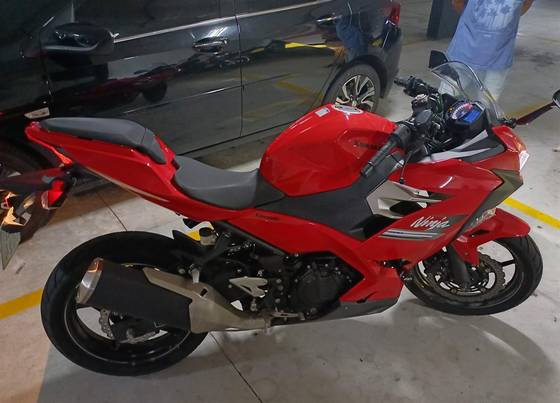 KAWASAKI NINJA 400 